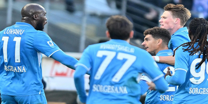 Phong độ hai đội trước trận đấu Napoli vs Frankfurt